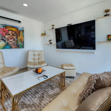 La Frontier Penthouse Aparthotel