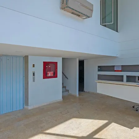 La Frontier Penthouse